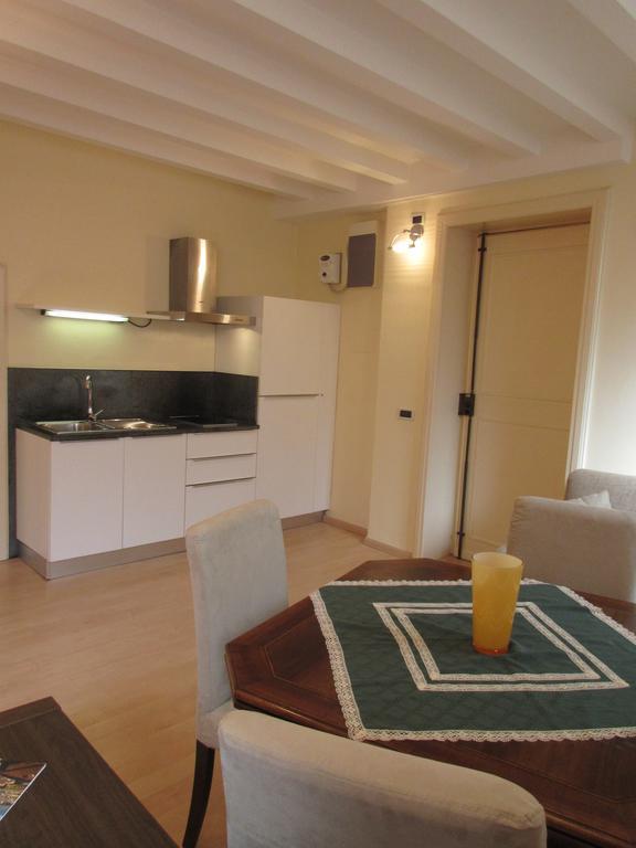 Mimi Apartment Lucca Oda fotoğraf